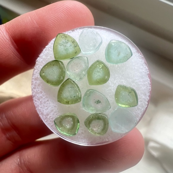 8 carats or genuine watermelon tourmaline polished slices! With gem jar . NICE!! - Picture 11 of 15